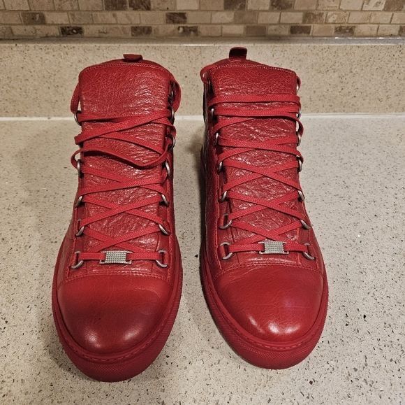 Balenciaga arena rosii