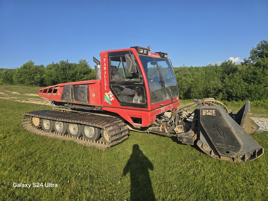 Vând tocator forestier motor de scania 350