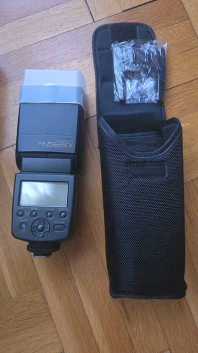 Светкавица Yongnuo speedlite YN568EX