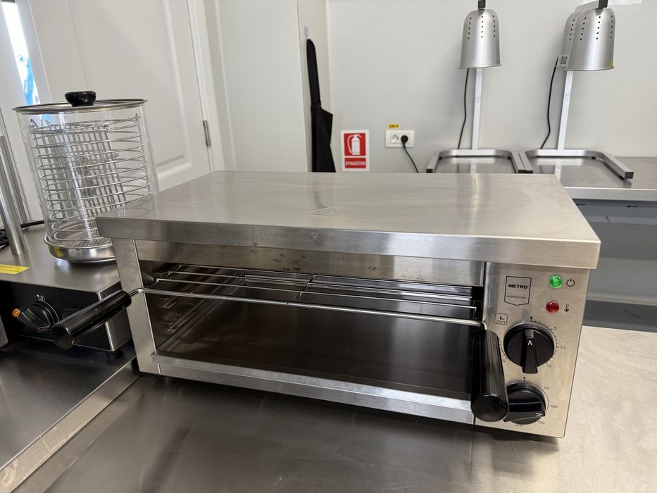 Vand cuptor tip salamadra