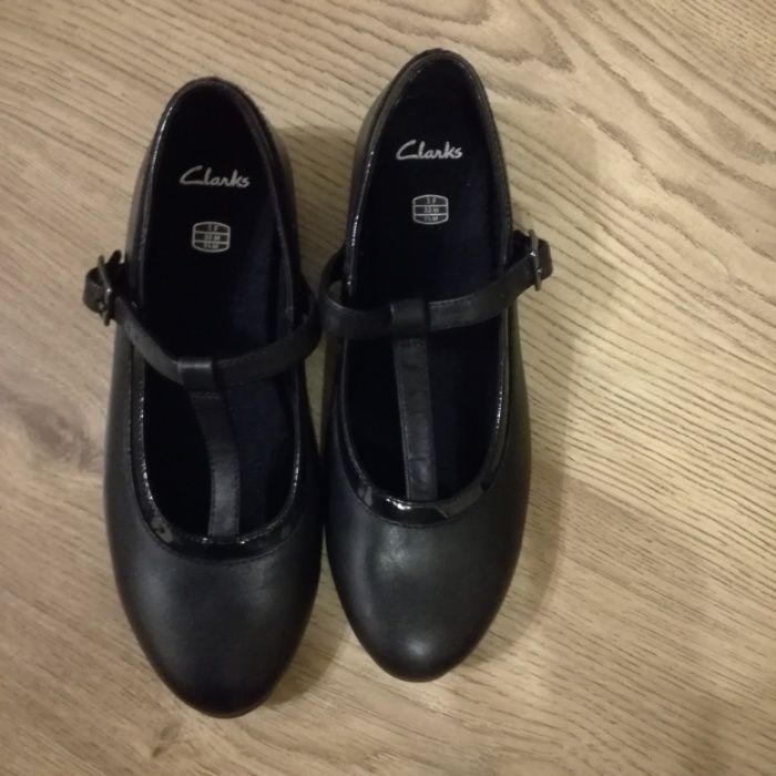 Обувки Clarks UK 1 - 31 номер