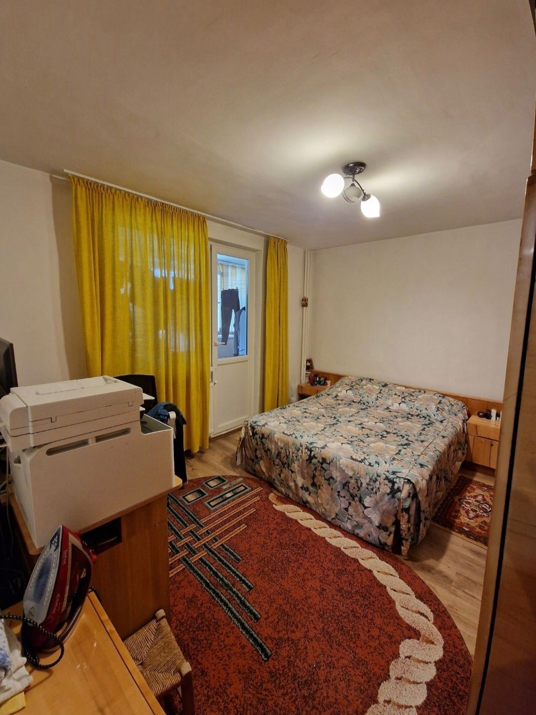 Apartament cu 2 camere (transformat în 3)