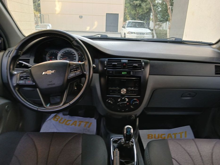 Ласетти 1.8 дильфин аъло ҳолатда расходи йўқ.