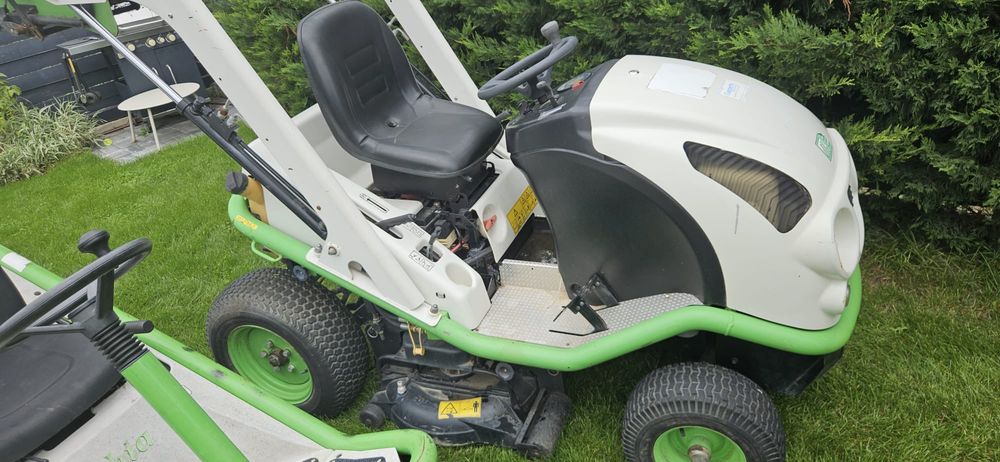 Oferta 3 utilaje tractoras tuns iarba inalta gazon Etesia