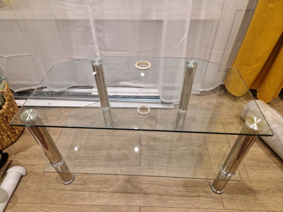 стойка за телевизор