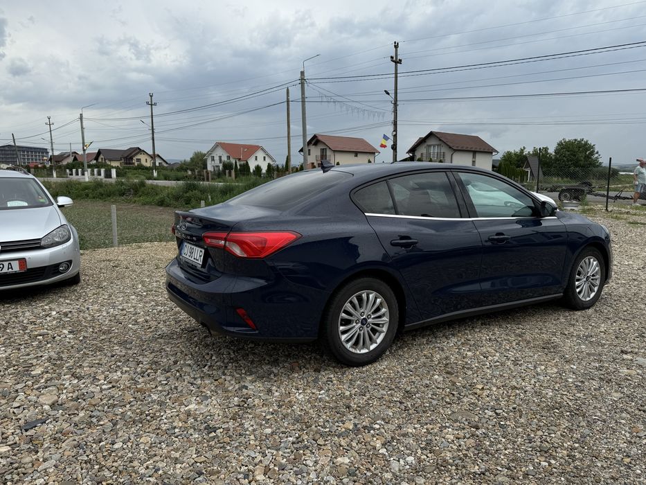 Ford Focus 2020 * 1.0 Benzina * LED * Navigatie * Camera