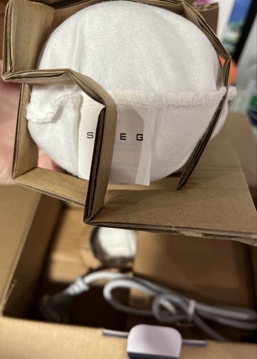 Blender SMEG cu sticla portabila