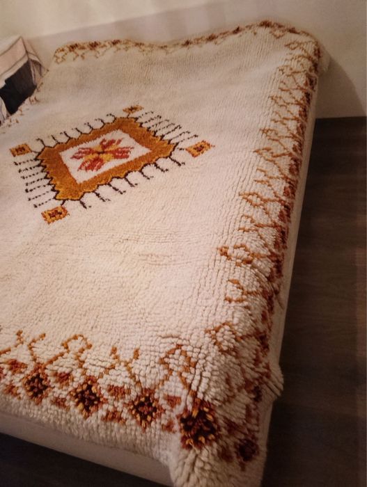 Китеник чисто нов