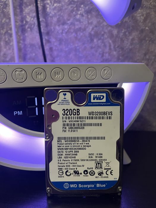 Продам 2 жёстких диска 2.5" - WD 320GB + Samsung 250GB