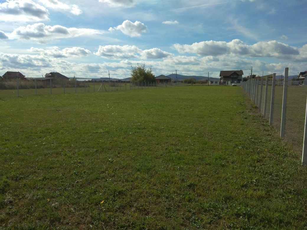 Vand Teren Intravilan In Jelna