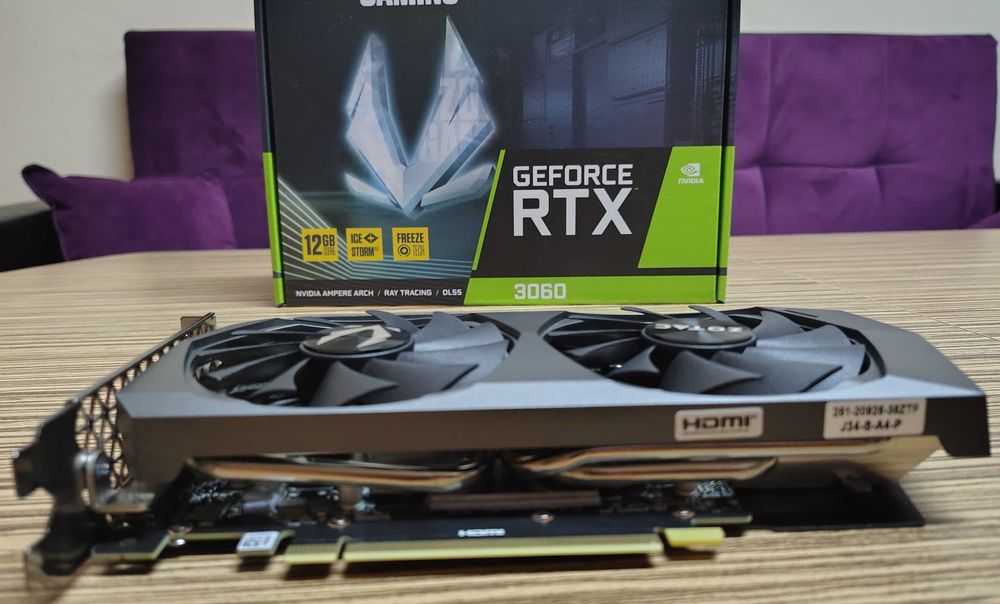 Продавам Видео карта GeForce RTX 3060 - 12GB в гаранция
