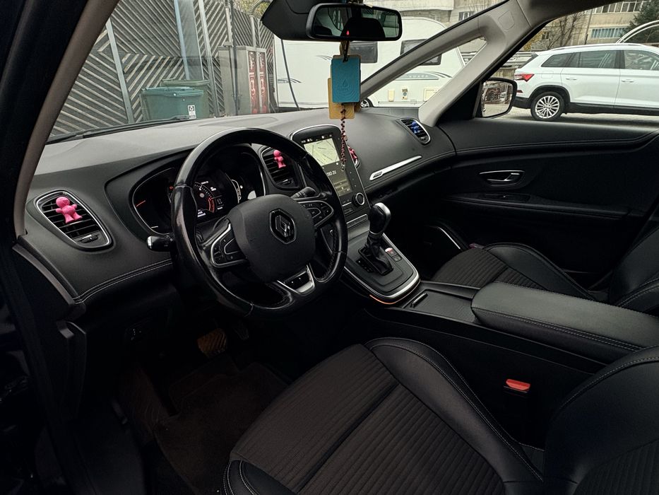 Renault Grand Scenic Bose Edition