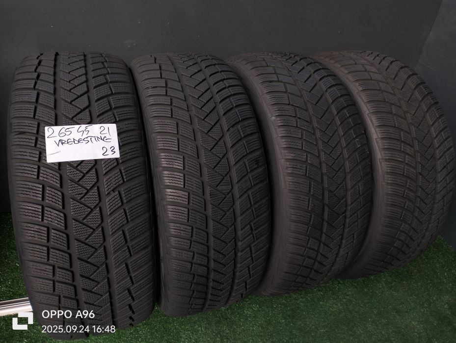 265 45 21 Vredestein 2023