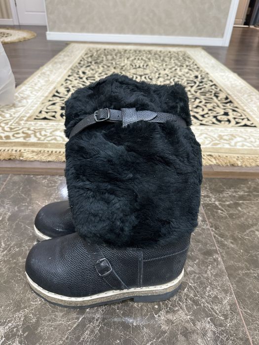 Продам   новые   Унты