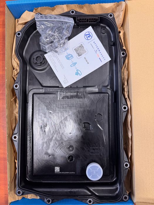 ZF Поддон АКПП 8HP