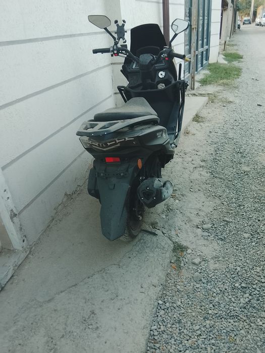 Skurer sotladi bolshi 4 milon 300