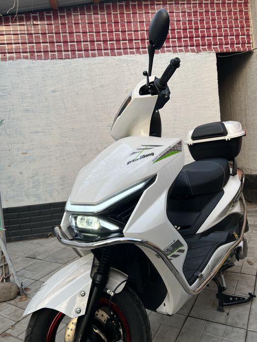 Мопед,М 12  сатылады М8 новый