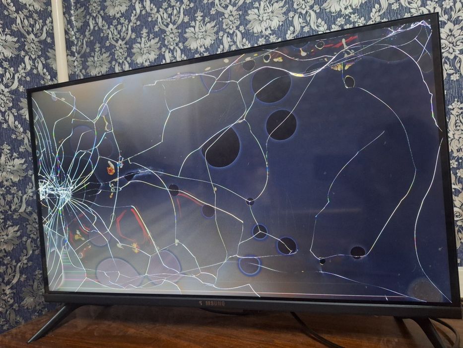 Телевизор самсунг