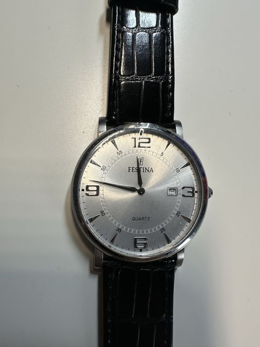 Ceas Festina impecabil