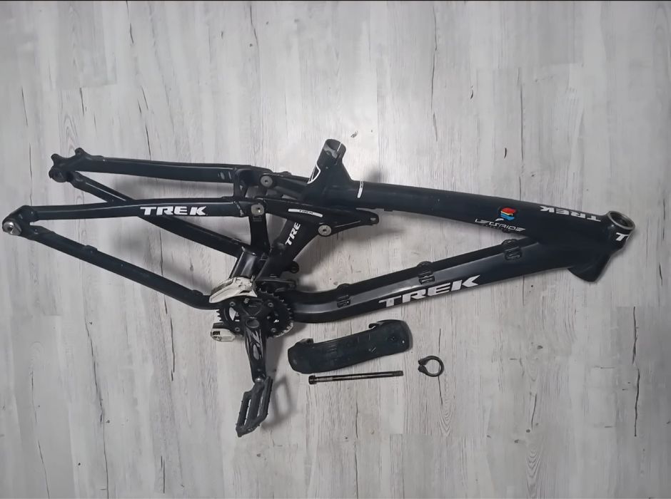 Cadru trek session 8