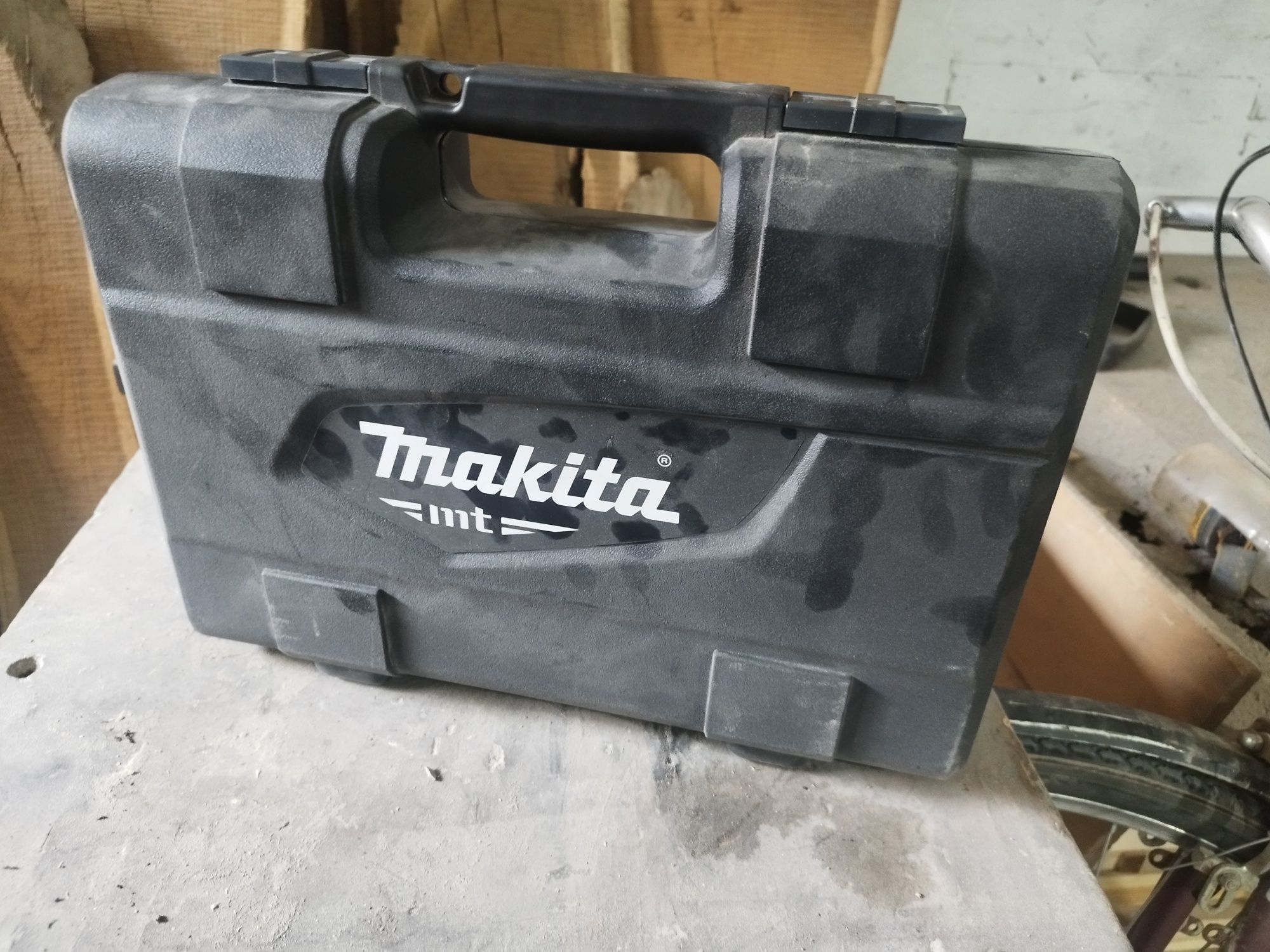 Перфоратор Makita