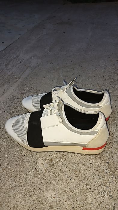 Adidași balenciaga