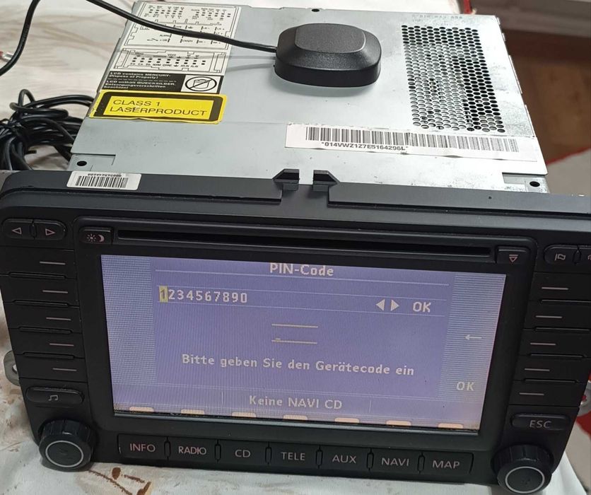 Navigație GPS Volkswagen/SEAT/Skoda MFD2 DVD - BLOCATĂ CU PIN