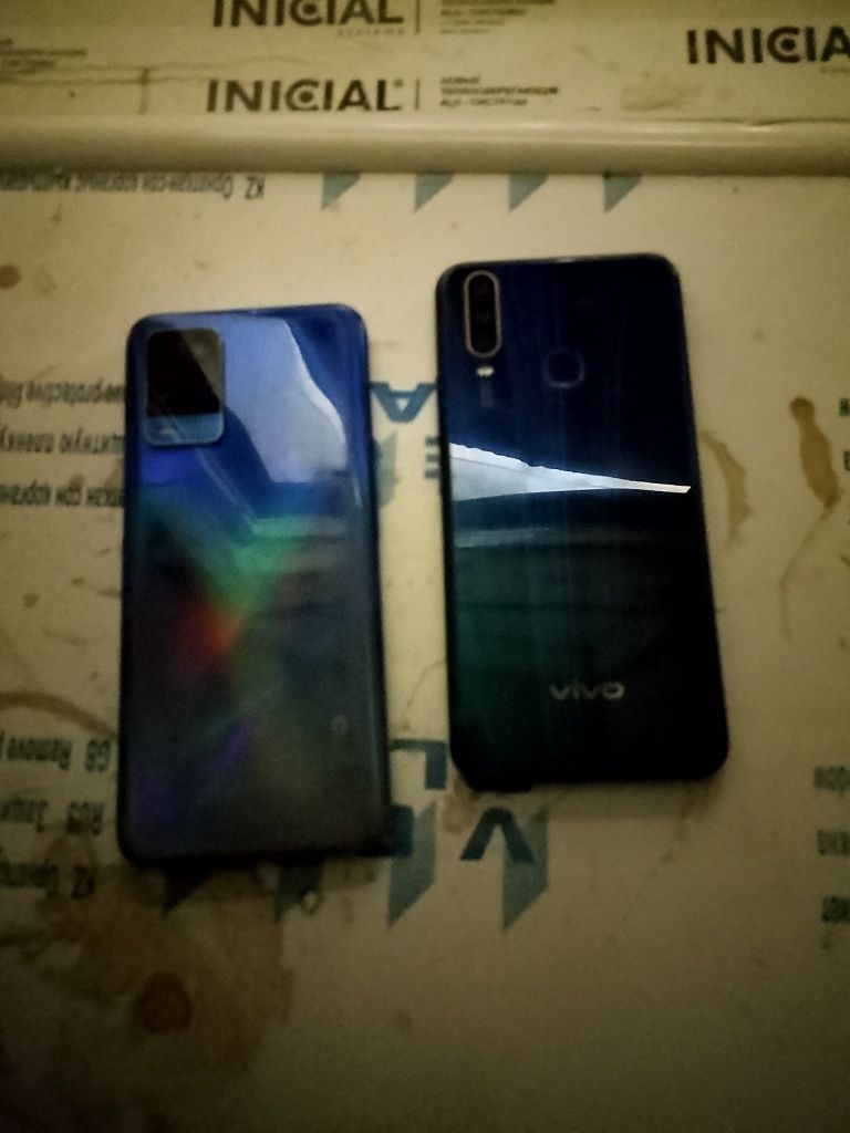 Продам 2 смартфона