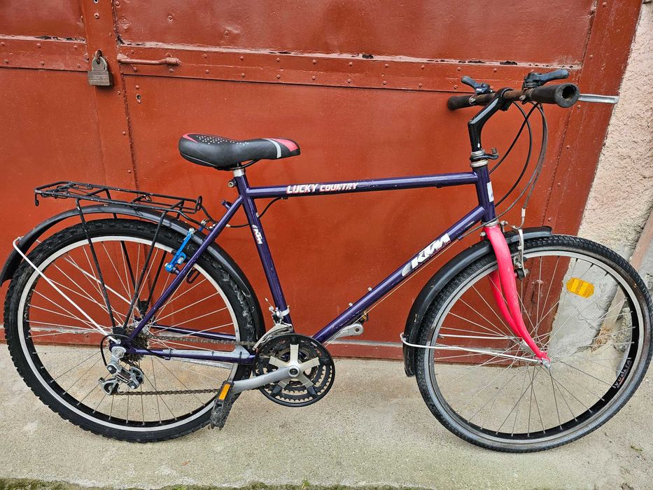 Bicicleta ktm 26 inch cu butuc pedalier defect