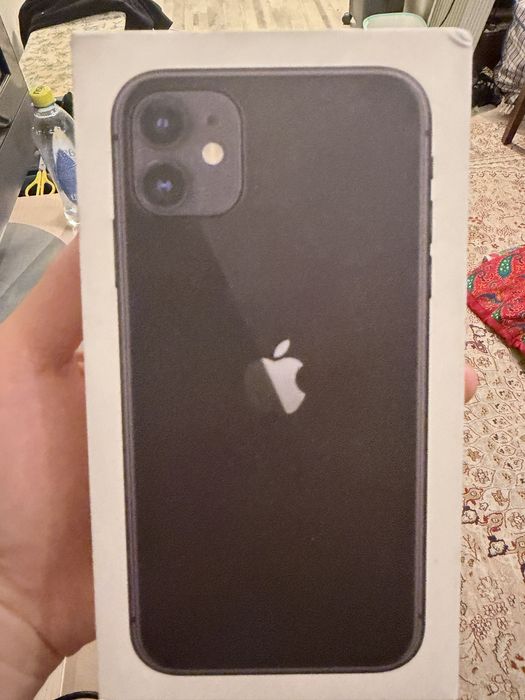 Iphone 11  черный