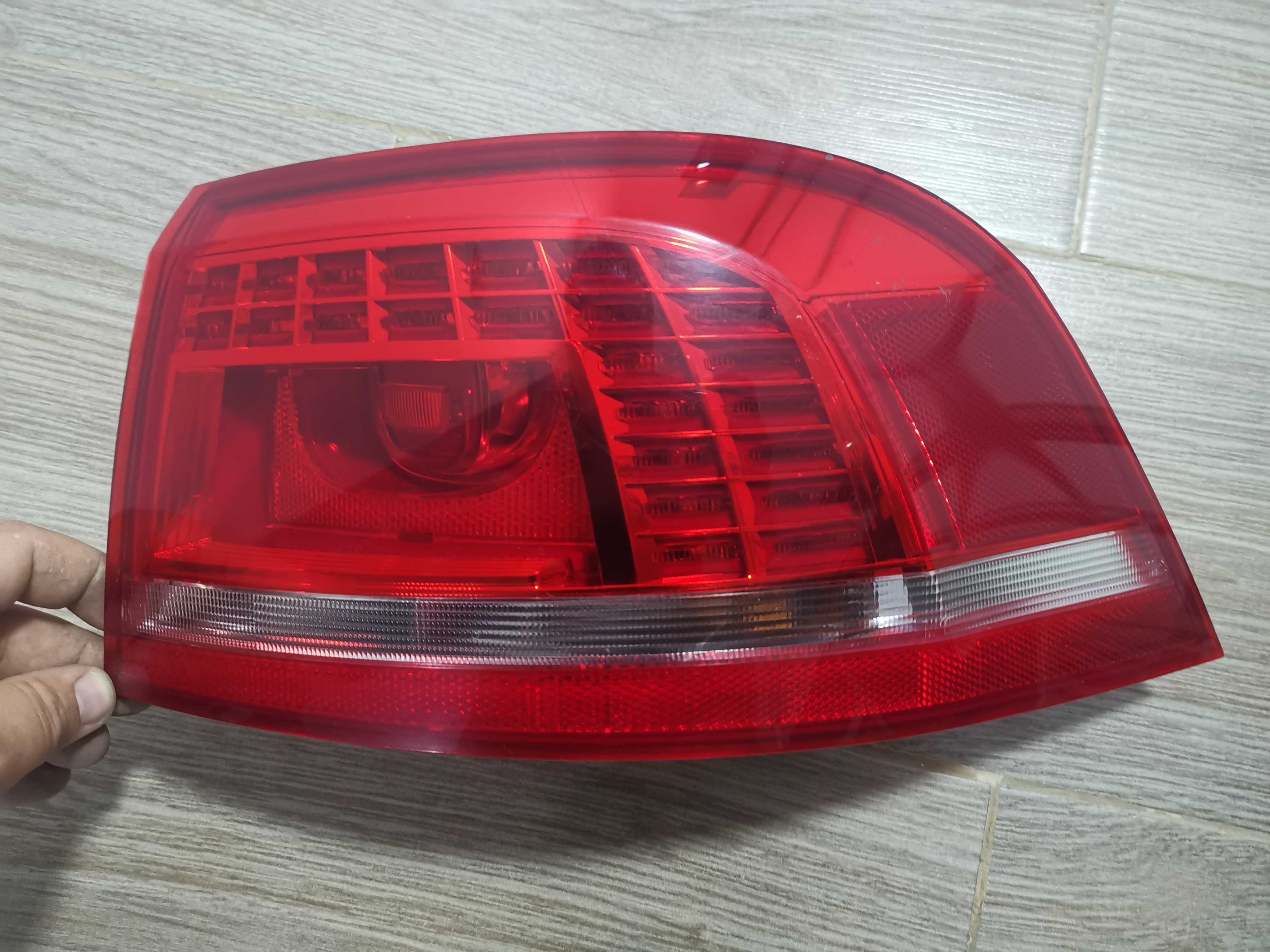 Stop dreapta Volkswagen Passat B7 break full led original lampa stop