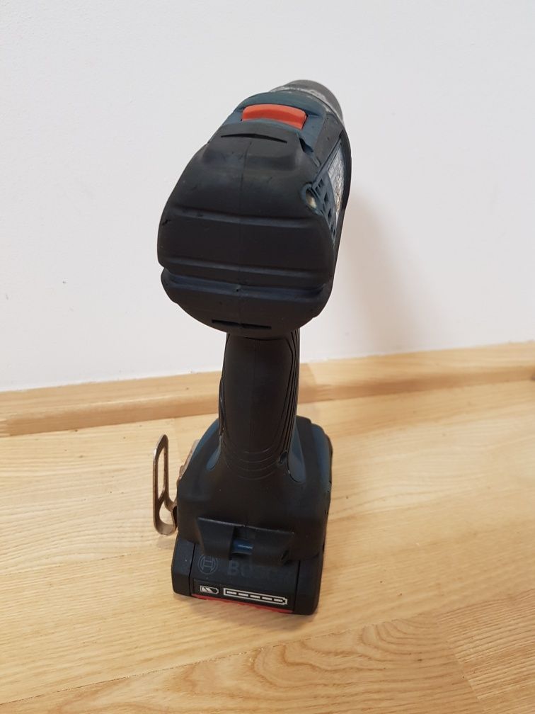 Bosch GSB 18V-60 C autofiletanta cu percuție 18v 4ah procore