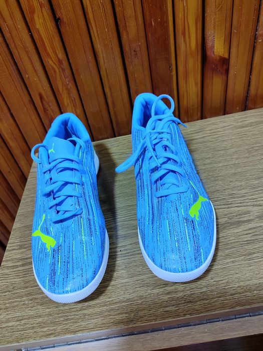 Мужские кроссовки