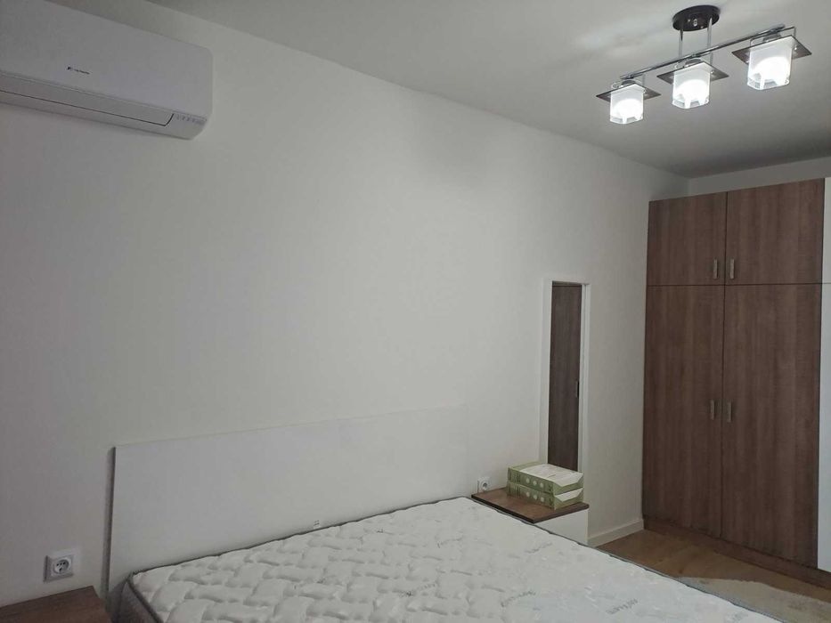 Дава се под наем Тристаен апартамент в Пловдив, Център - 90 кв.м за 765 € - Снимка #3