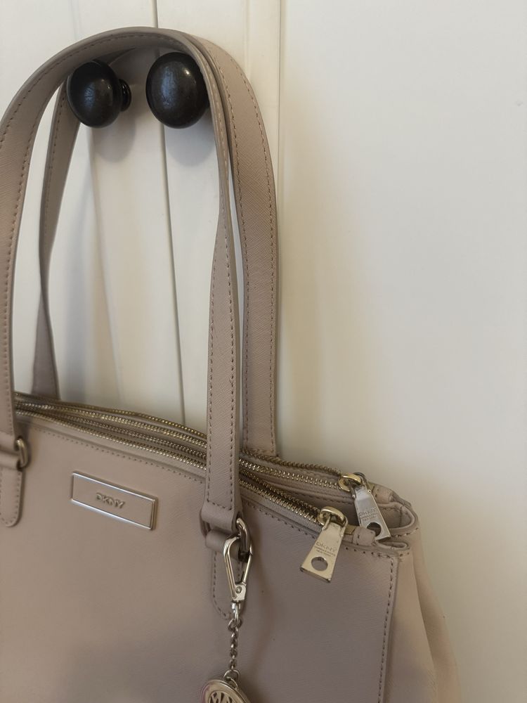 Geanta dama umar DKNY