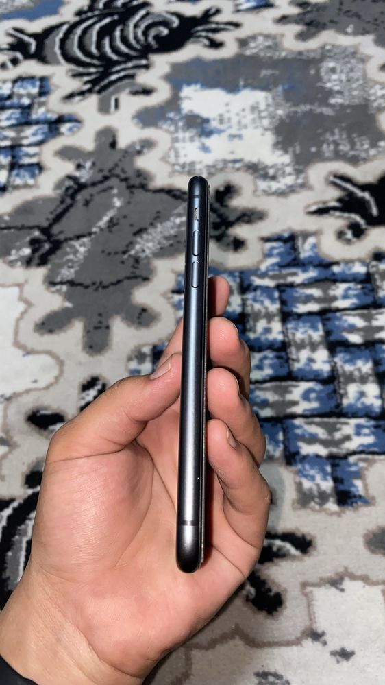 iPhone 11 64GB ideal holatda, sotiladi
