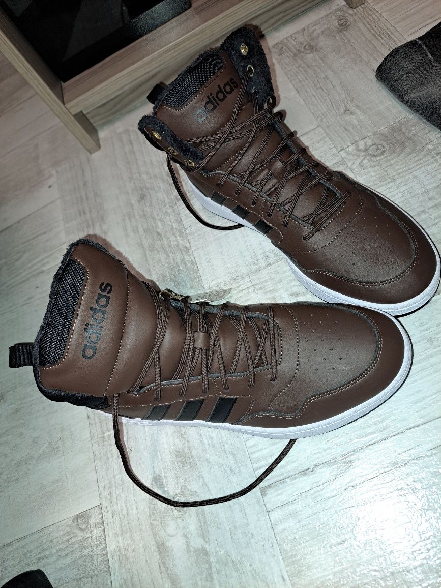 Adidas kicks retro
