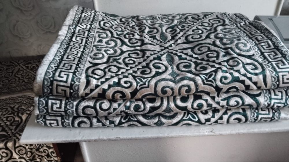 Корпешки  королевский велюр