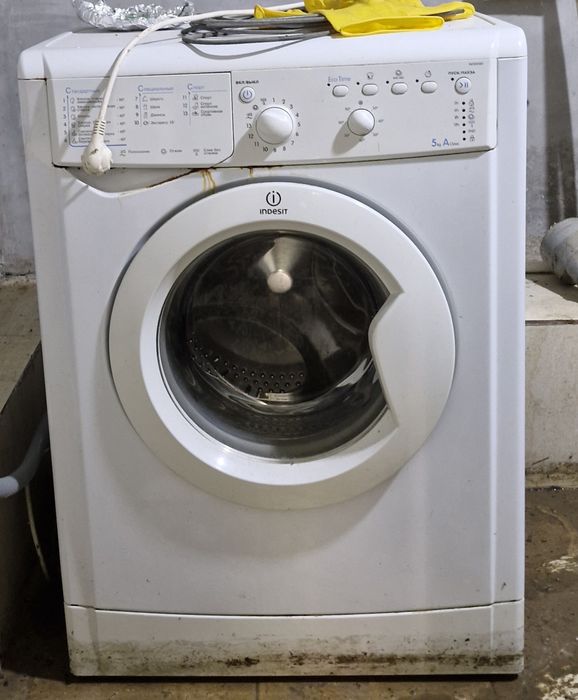 Стиральная машина Индезит б.у