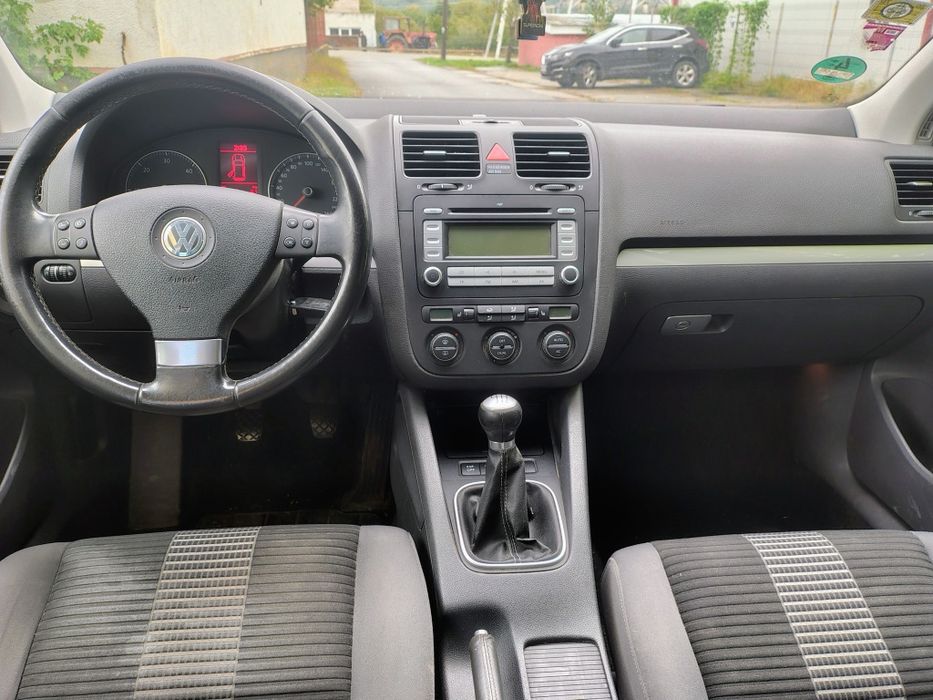 VW Golf 5 2.0tdi