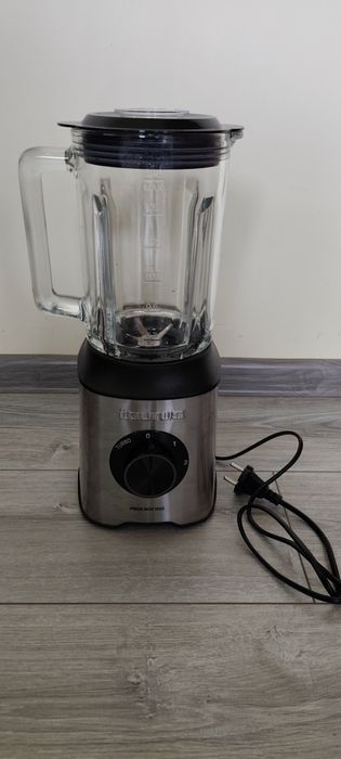 Блендер 1500w 6 остриета