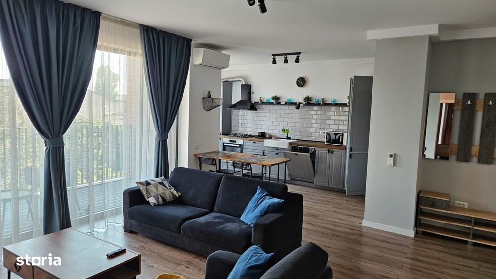 Apartament de închiriat cu 4 camere, zona Gară