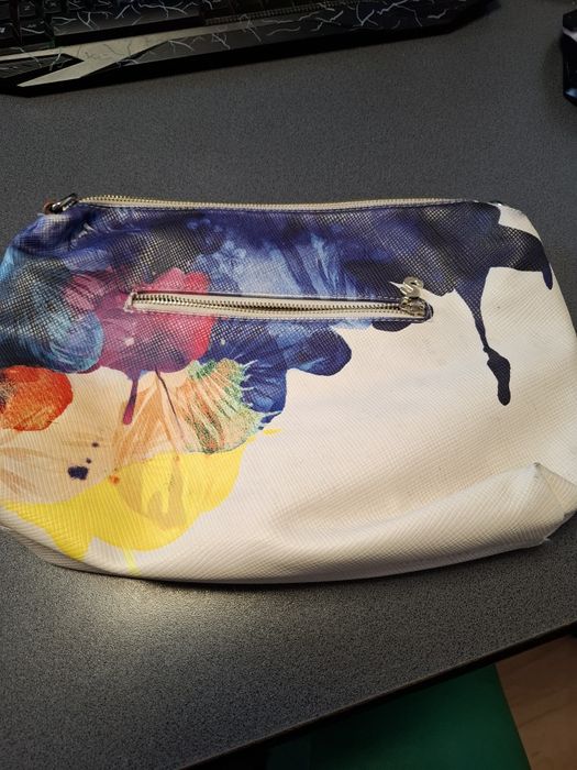 Geanta Desigual 35 cm l7ngime si 25 cm latime