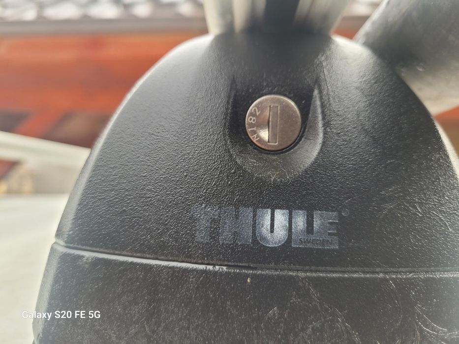 Bari portbagaj cu rola pentru scara