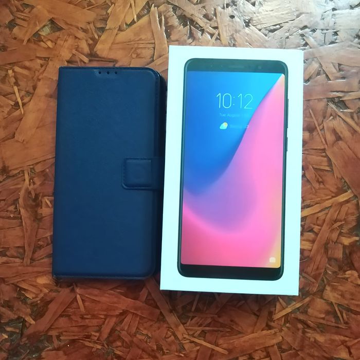 Телефон Lenovo K5 Pro в металлическом корпусе.