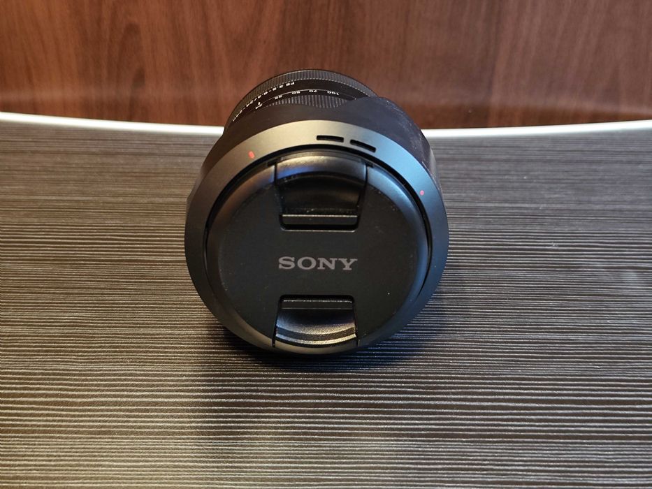 Sony FE 24-240mm F3.5-6.3 OSS Obiectiv Foto Mirrorless Montura Sony E