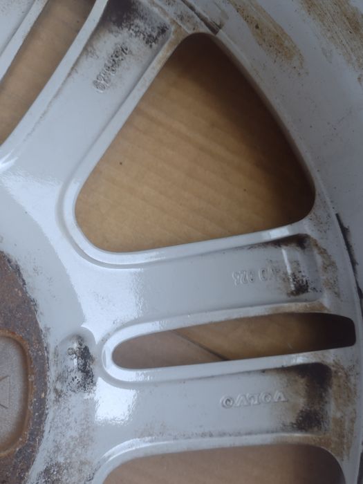 Оригинални 18-5х108 ЕТ49 7j Volvo XC90