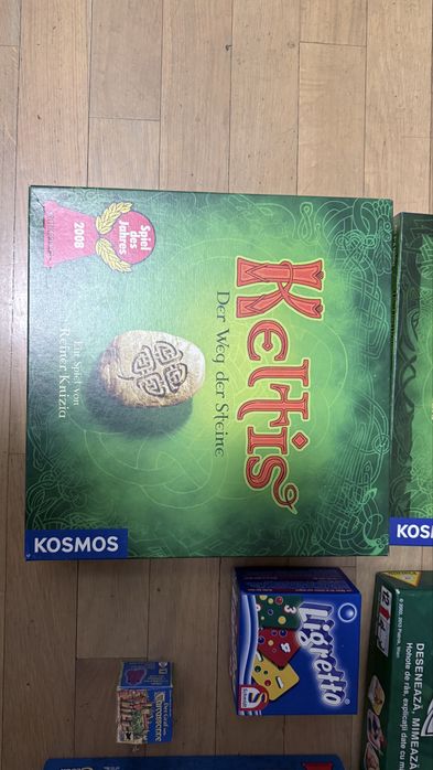 Boardgames (Activity, Carcassonne, Keltis, Ligretto)