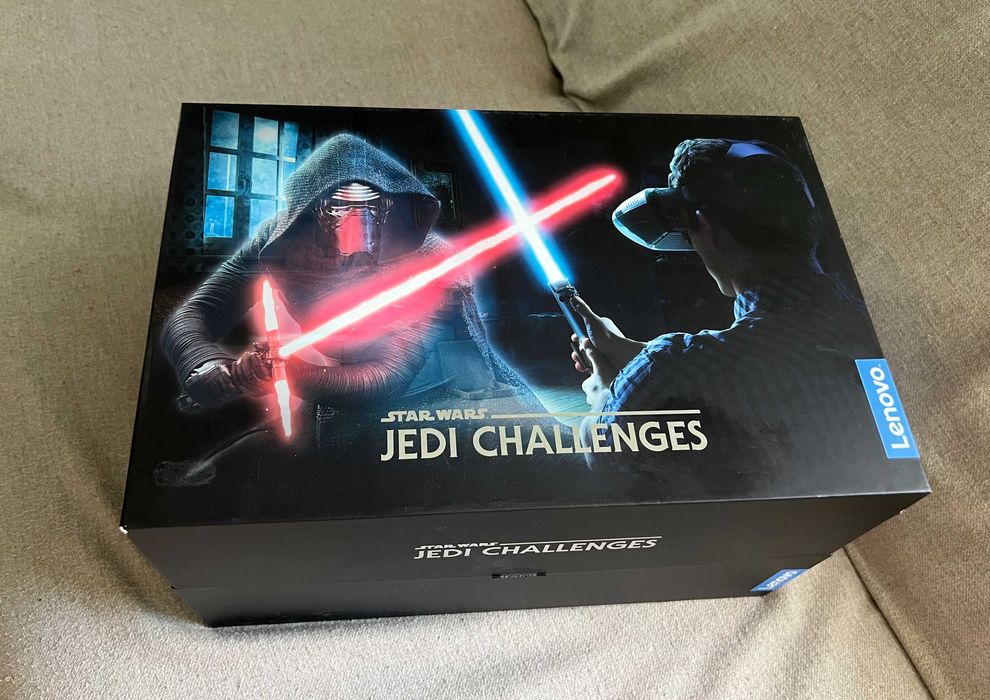 Lenovo Star Wars Jedi Challenges AR set complet cu Lightsaber