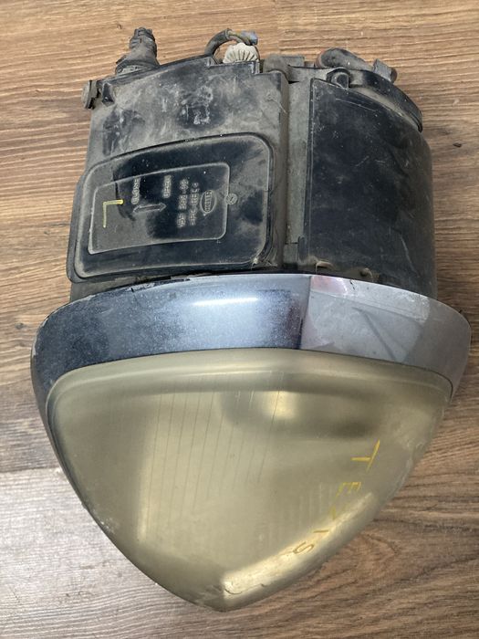 Ляв фар за Lancia Thesis / Ланчиа Тезис